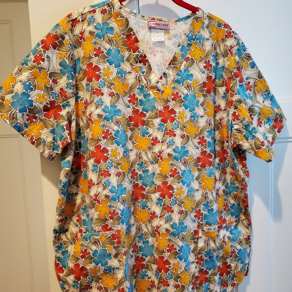 Scrub Top Womens